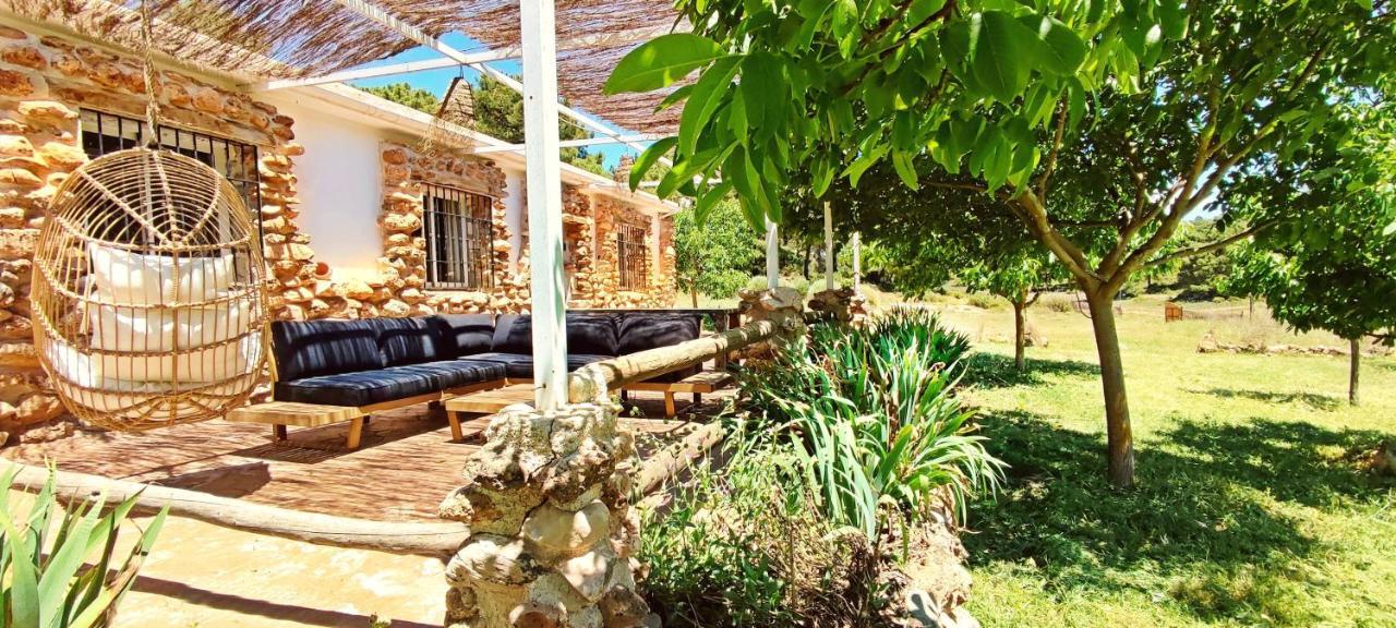 Esencia Lodge - Luxurious Off-Grid Cabin Retreat Almunecar Exterior photo